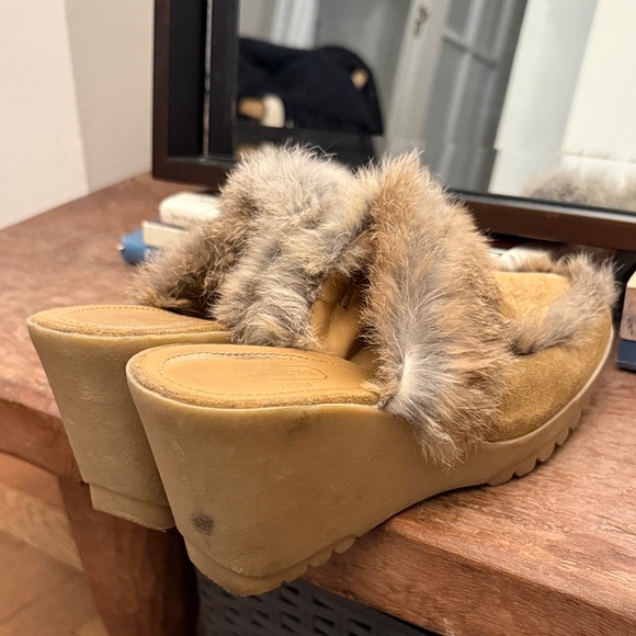 COACH Rabbit Fur Wedges - Picture 4 of 7